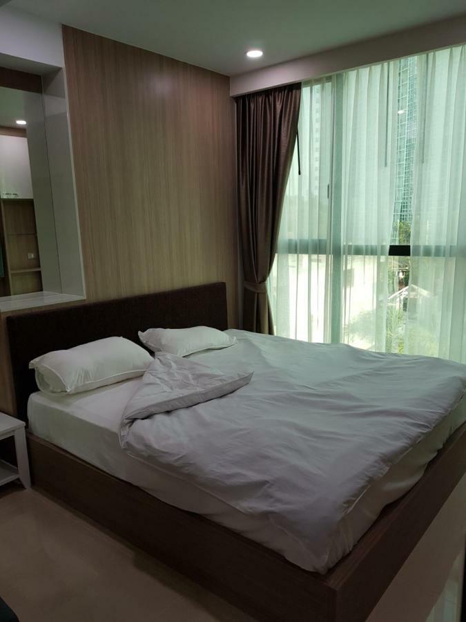 Dusit Grand Condo View Jomtien Beach Exterior photo